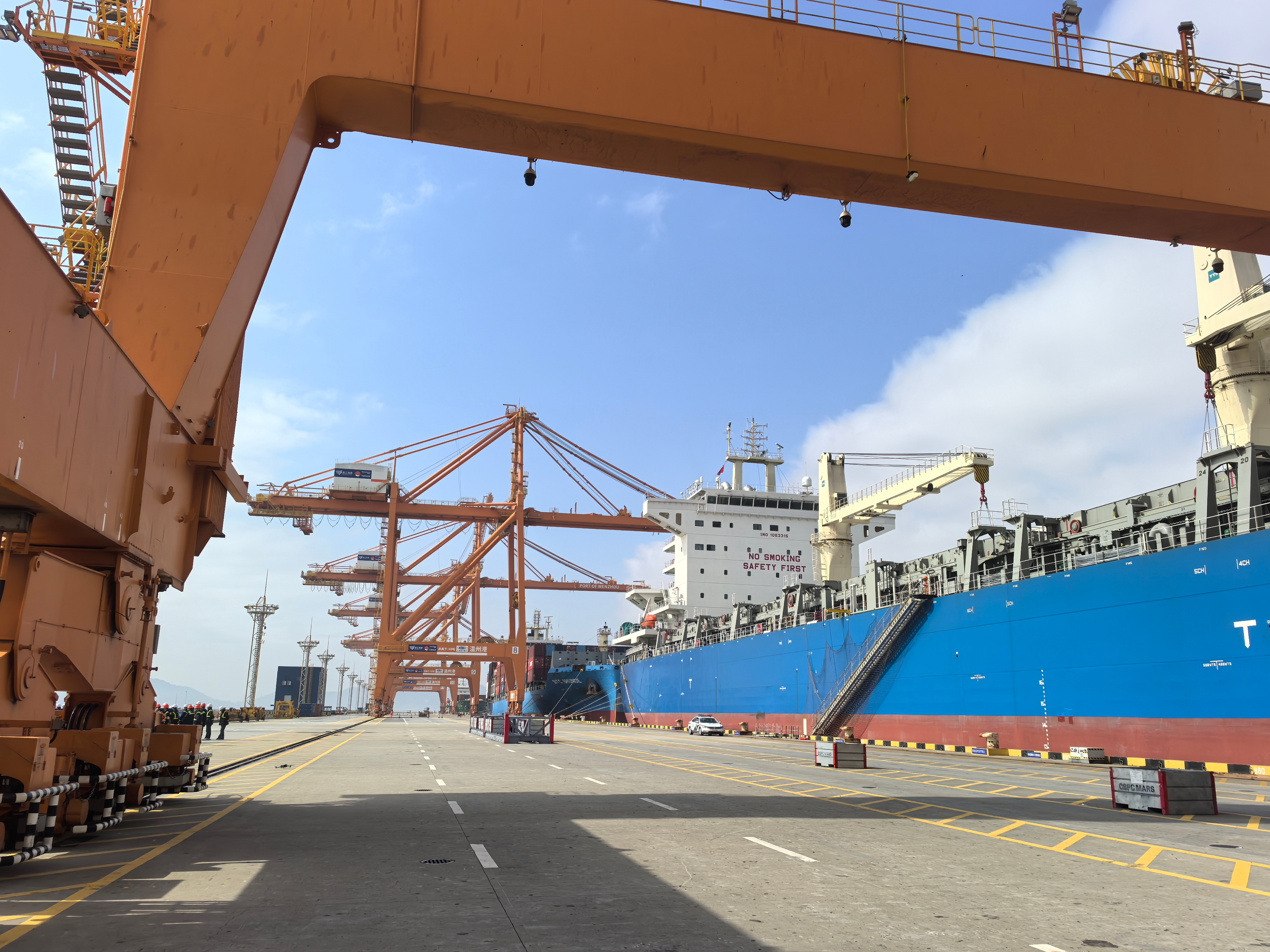 状元岙公司喜迎“开门红” 1月集装箱吞吐量稳重增长